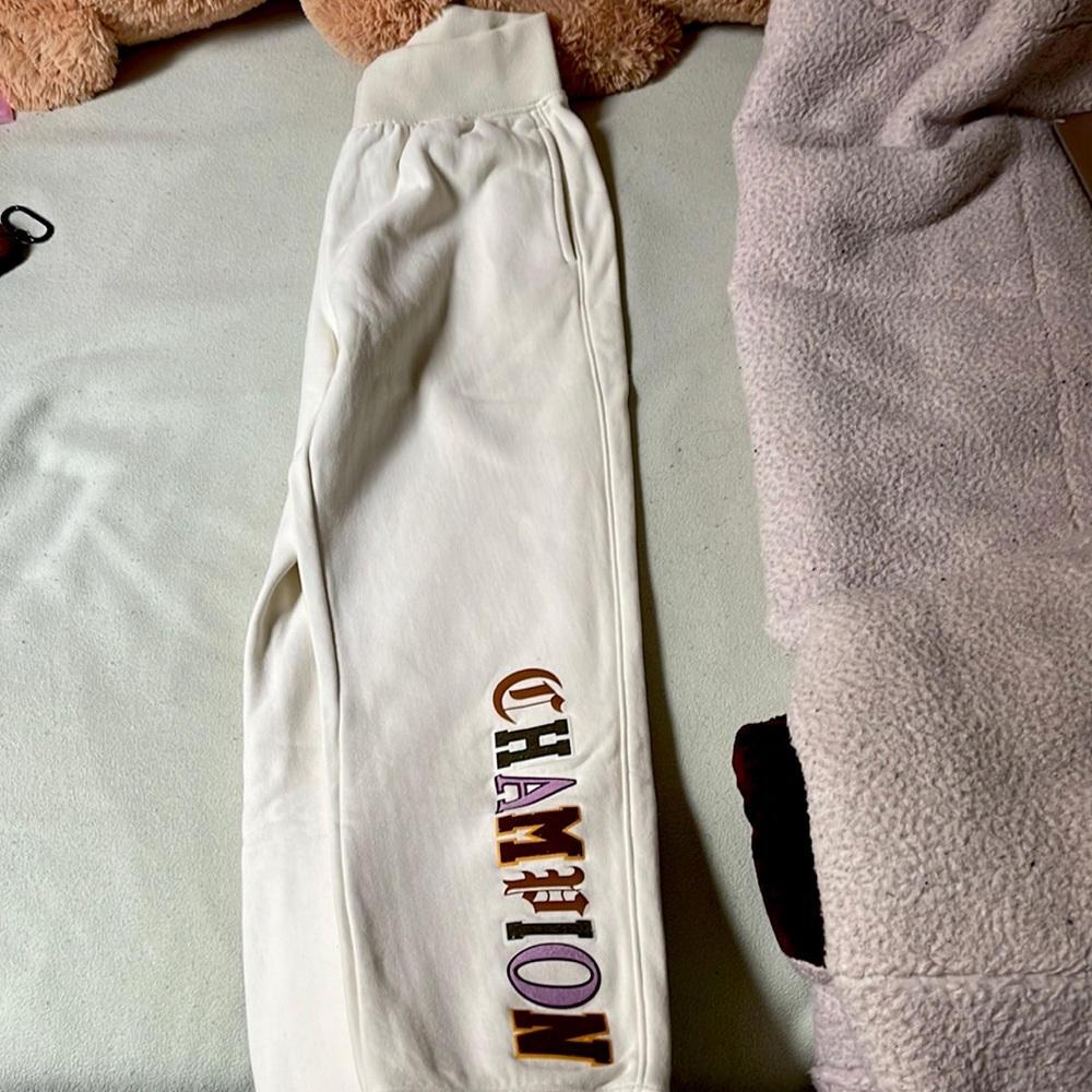 Cream/White champion sweats for women
